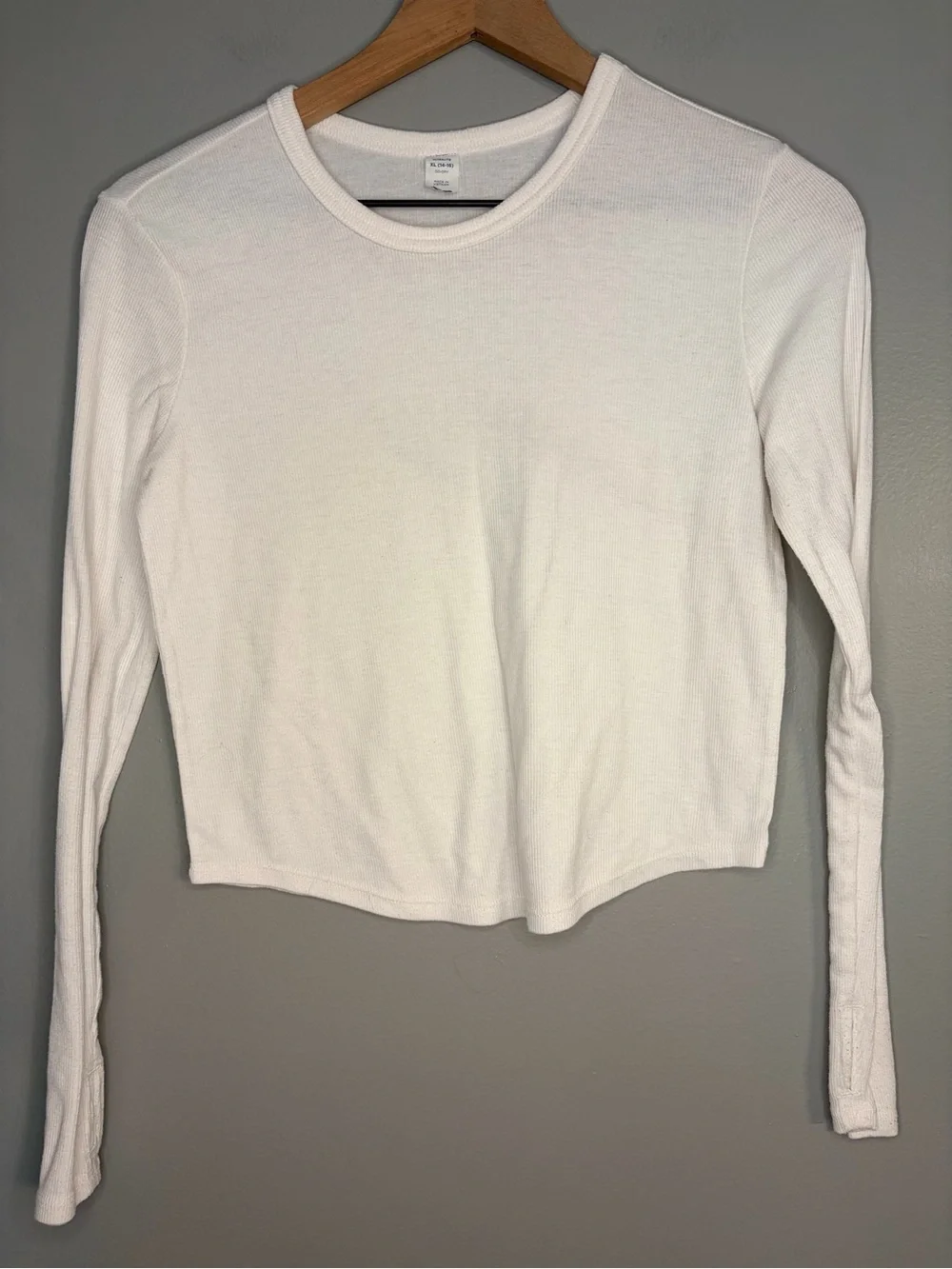 Bundle of Old Navy Active Girls Ultralite Ribbed Long Sleeve Shirts, XL(14-16)